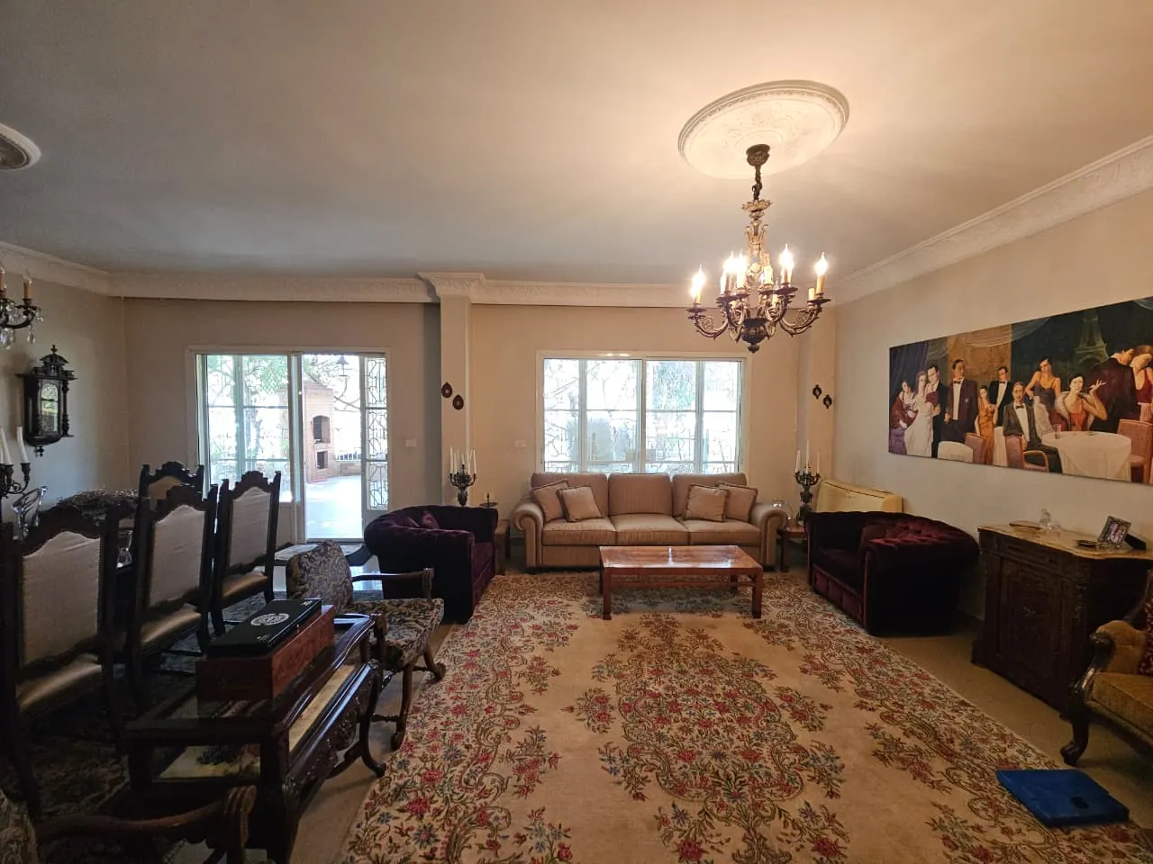 Spacious Apartment For Sale in Sabtieh — الصورة 3