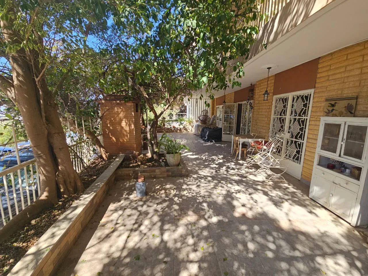 Spacious Apartment For Sale in Sabtieh — الصورة 6