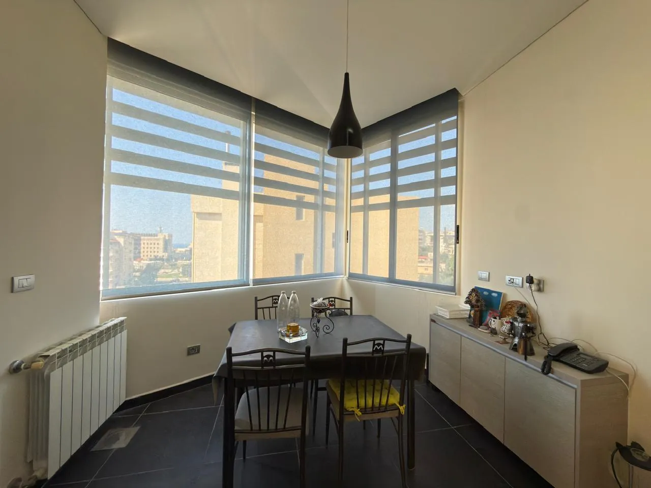 Semi-Furnished Luxurious Apartment For Sale In Jbeil — الصورة 4