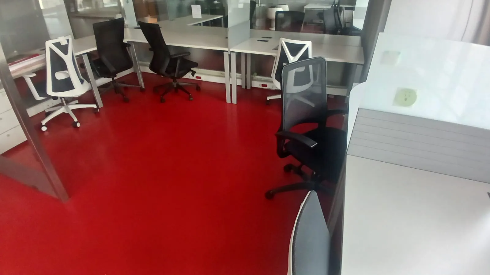 Fully Furnished Office For Rent in Sin El Fil — photo 3