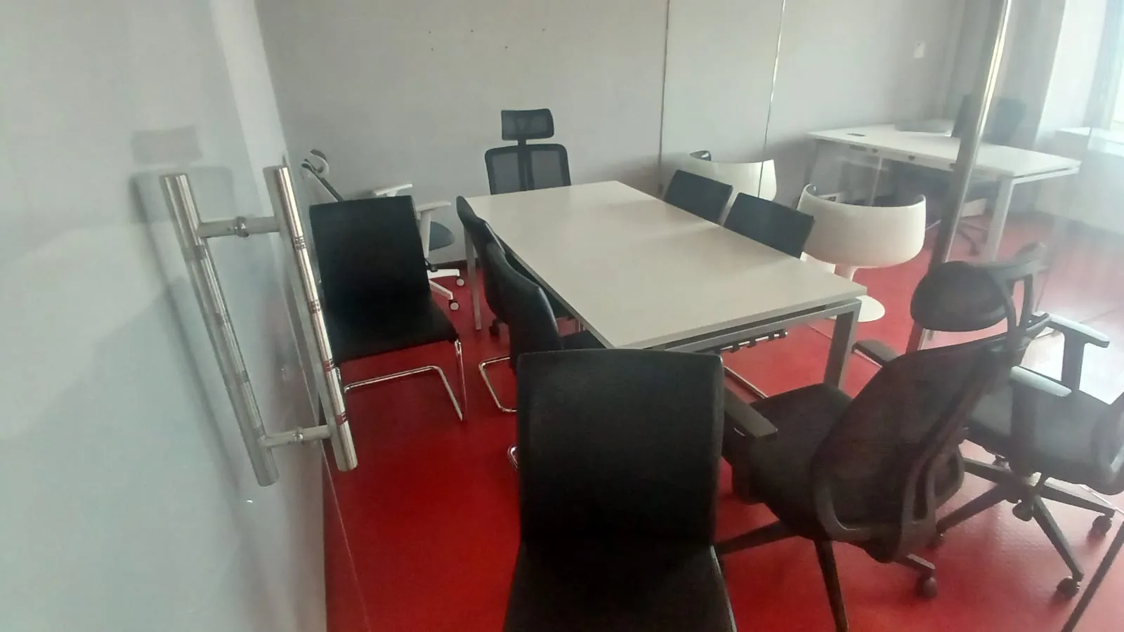 Fully Furnished Office For Rent in Sin El Fil — photo 5