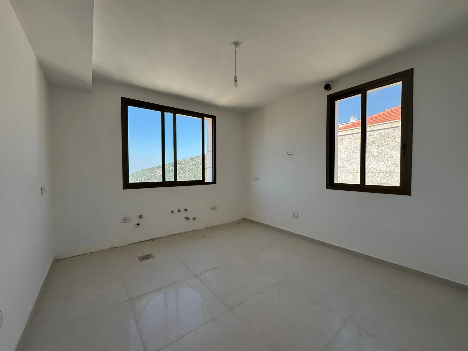 3-Bedroom Apartment For Sale in Mar Chaaya, Broumana — الصورة 3