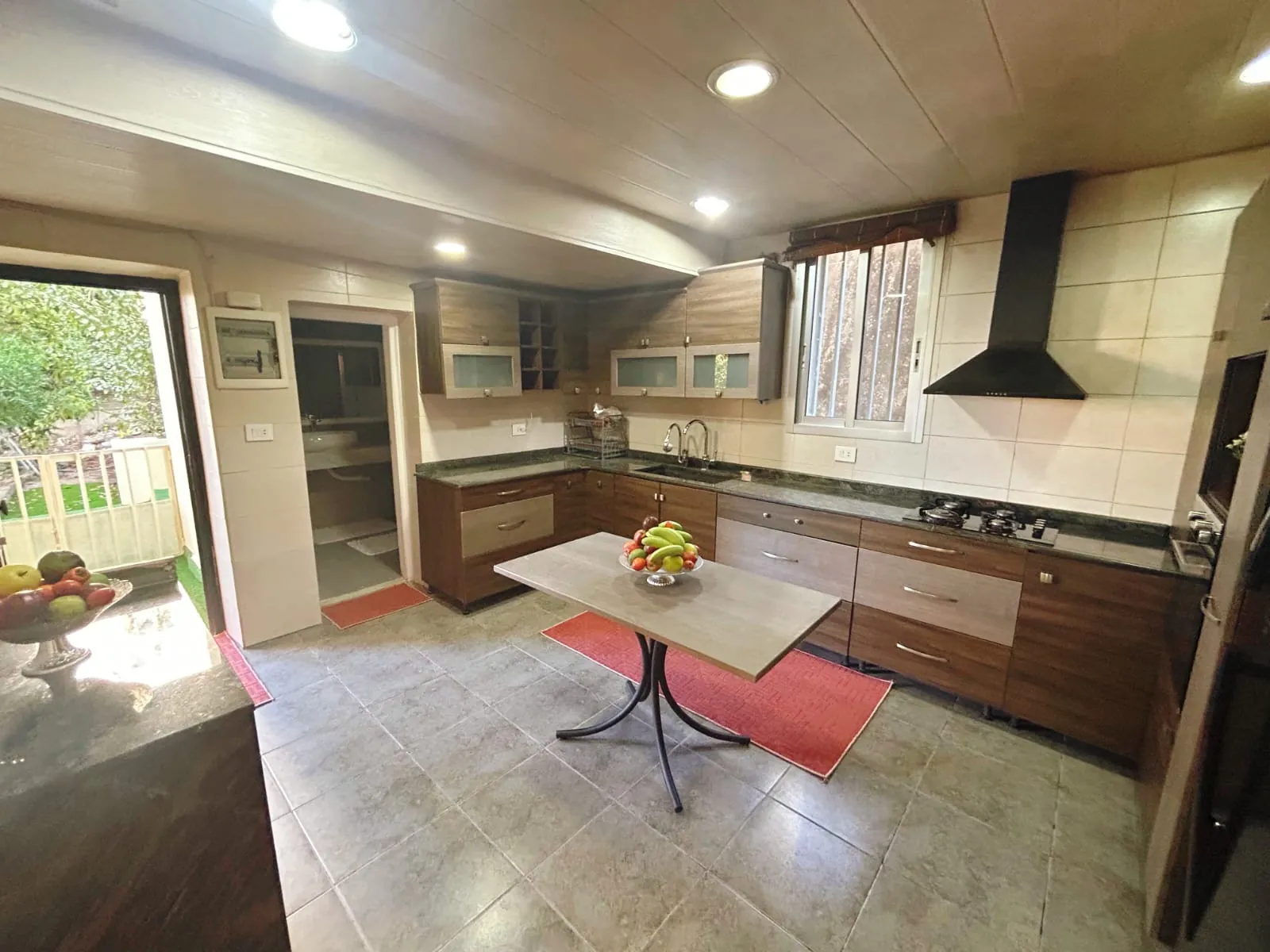 Renovated Traditional House With Garden For Sale in Ghadir — الصورة 4