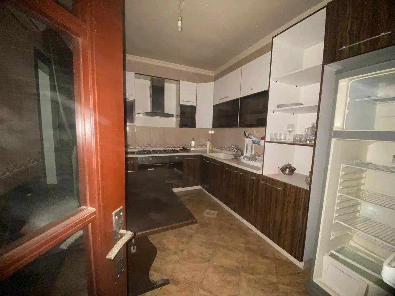 Apartment For Rent in Burj Abi Haidar, Corniche El Mazraa side — الصورة 3