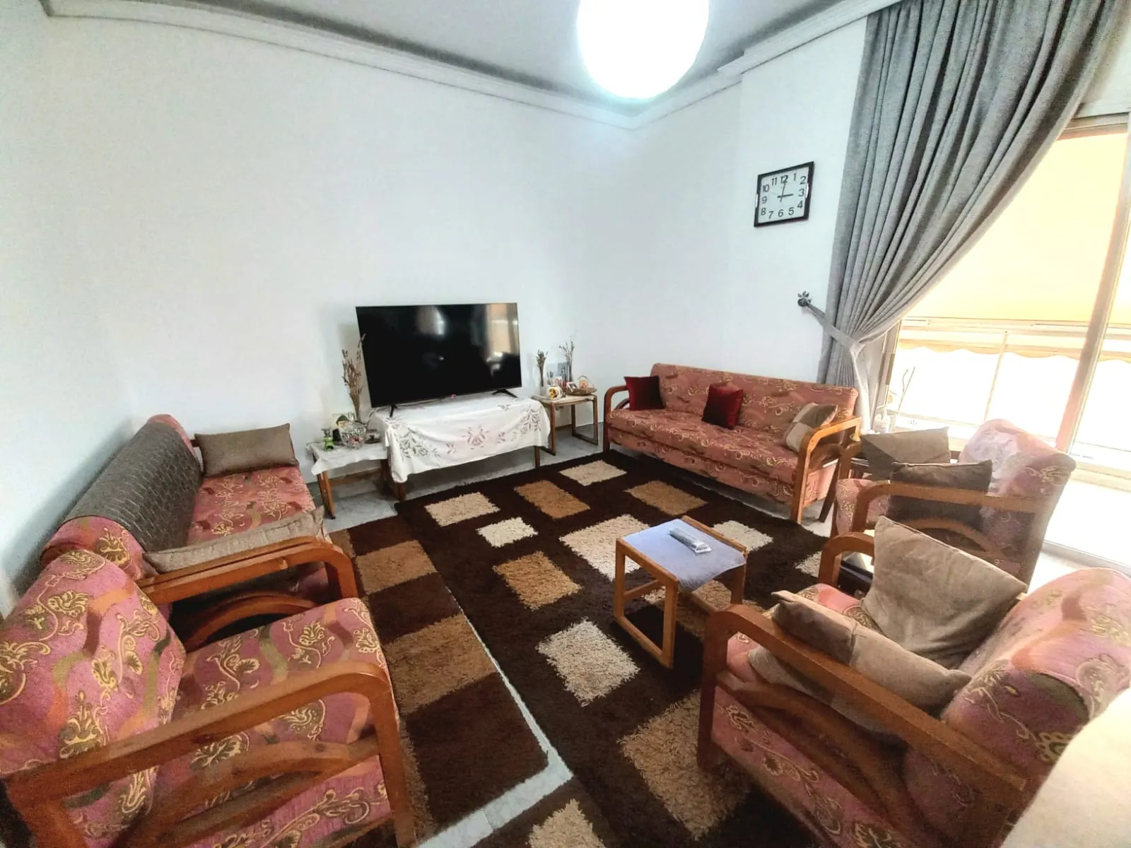 3-Bedroom Apartment For Sale in Bouchrieh — الصورة 3