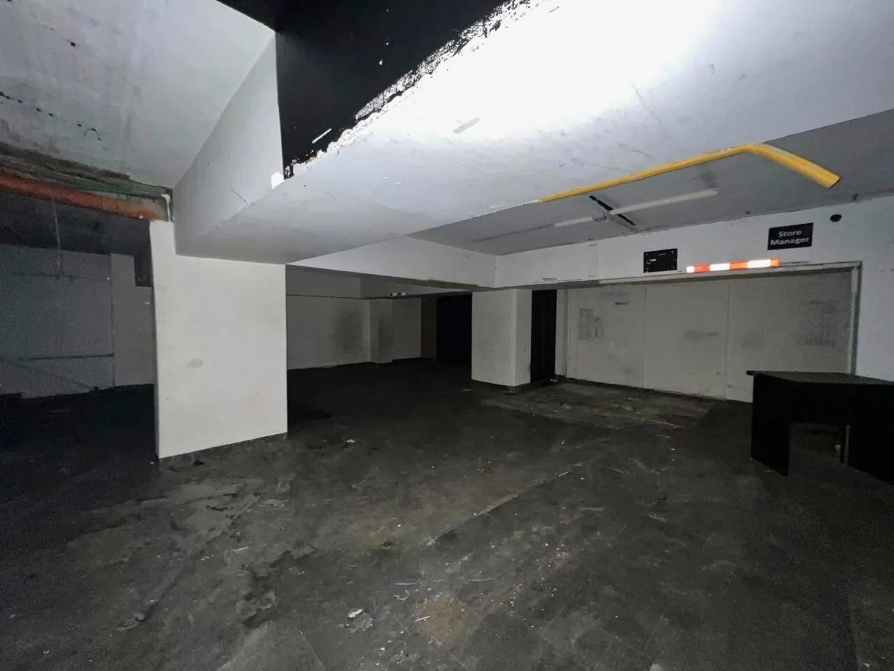 Amazing 900 SQM Shop For Rent in Achrafieh, Alexandre area — الصورة 7