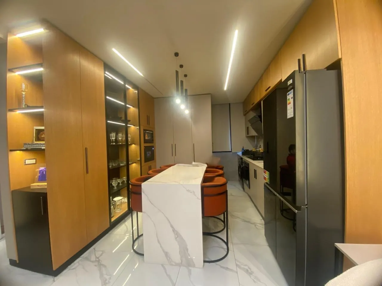 Cozy & Furnished Apartment For Sale in Calm Area in Mar Elias, Beirut — الصورة 6