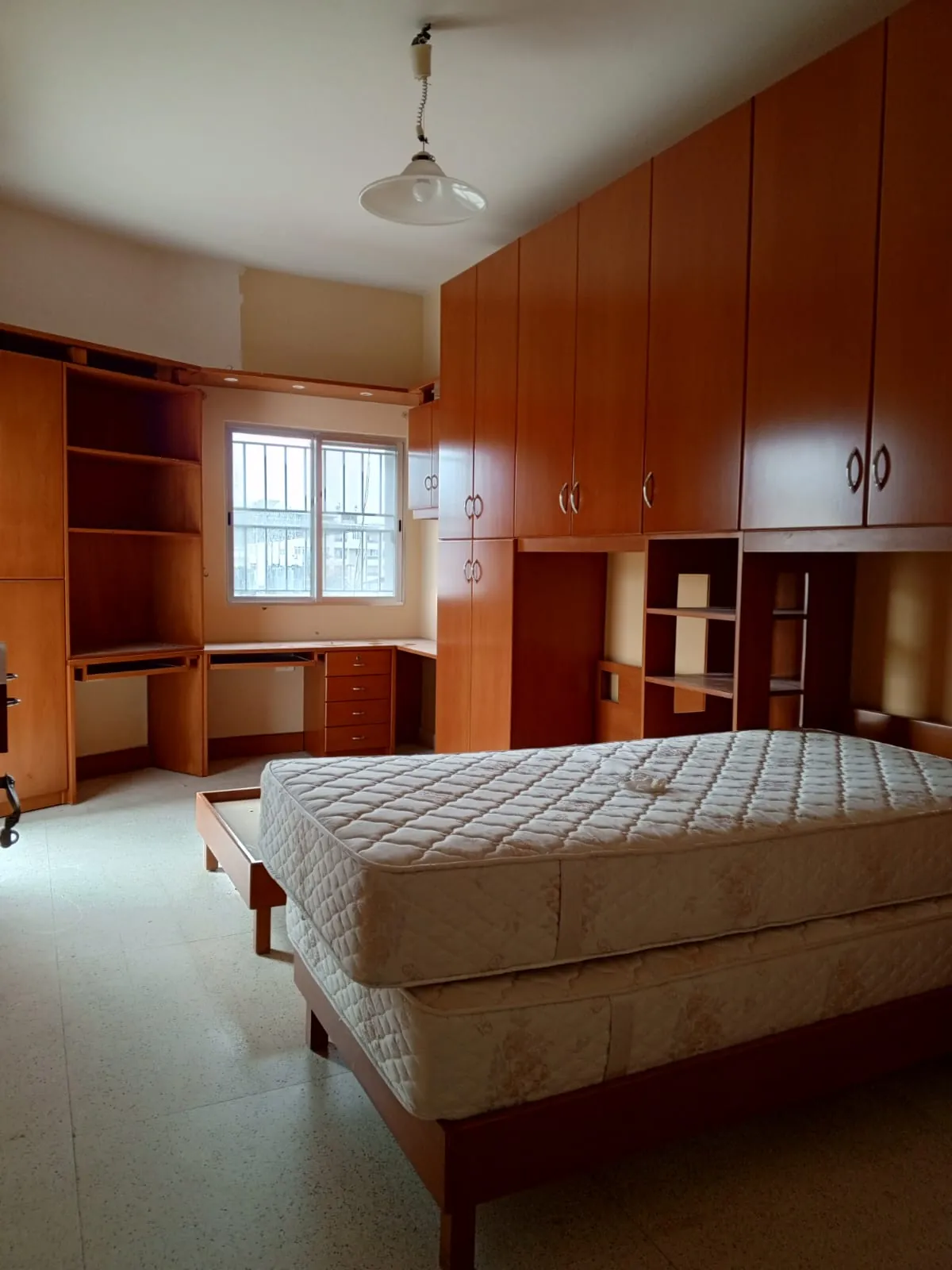An Unfurnished Apartment For Sale in Jbeil — الصورة 5