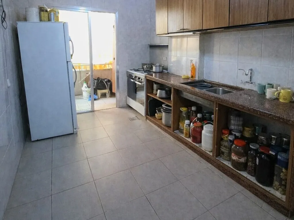 2-Bedroom Apartment with Terrace For Sale in Bouchrieh — الصورة 3