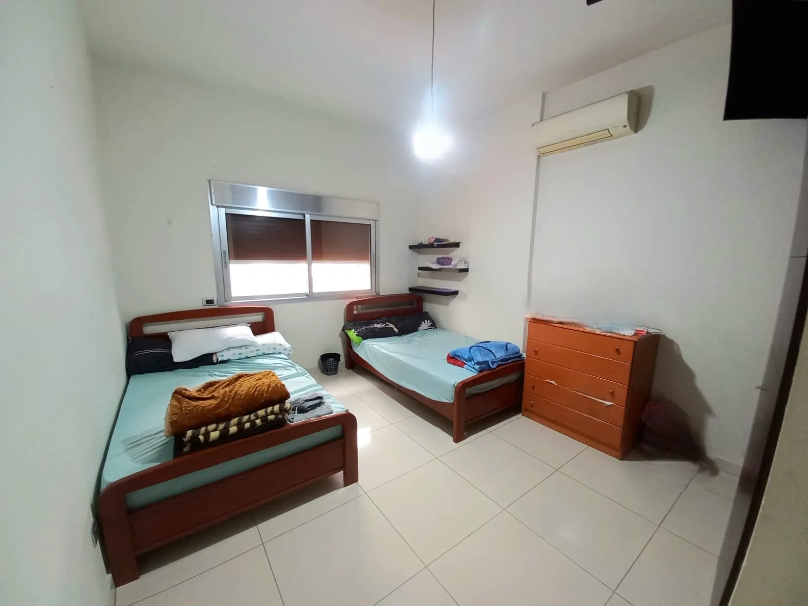 3-Bedroom Apartment with Terrace For Sale in Bouchrieh — الصورة 4
