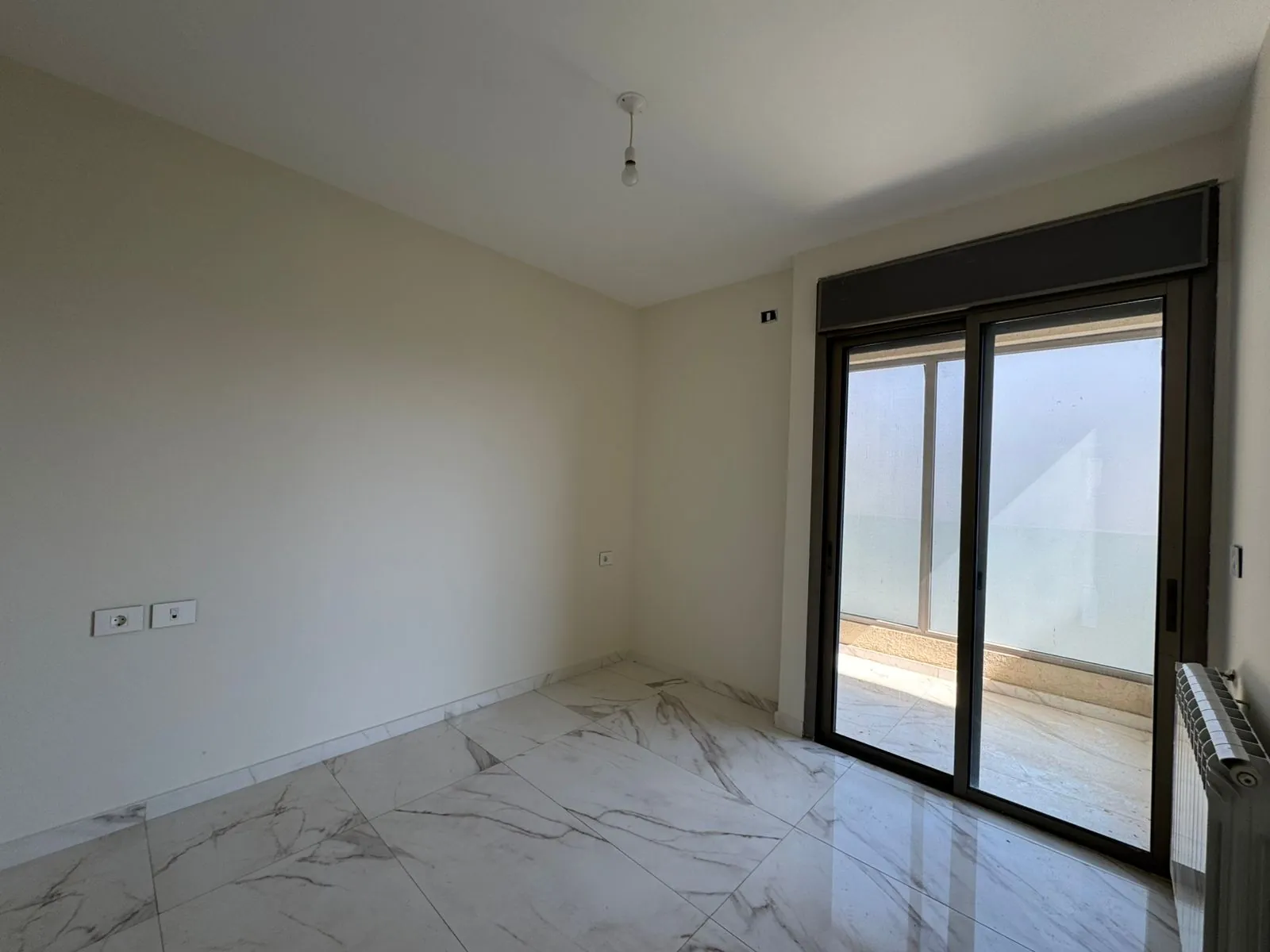 Brand New Apartment For Sale in A Prime Location in Mar Moussa — الصورة 5