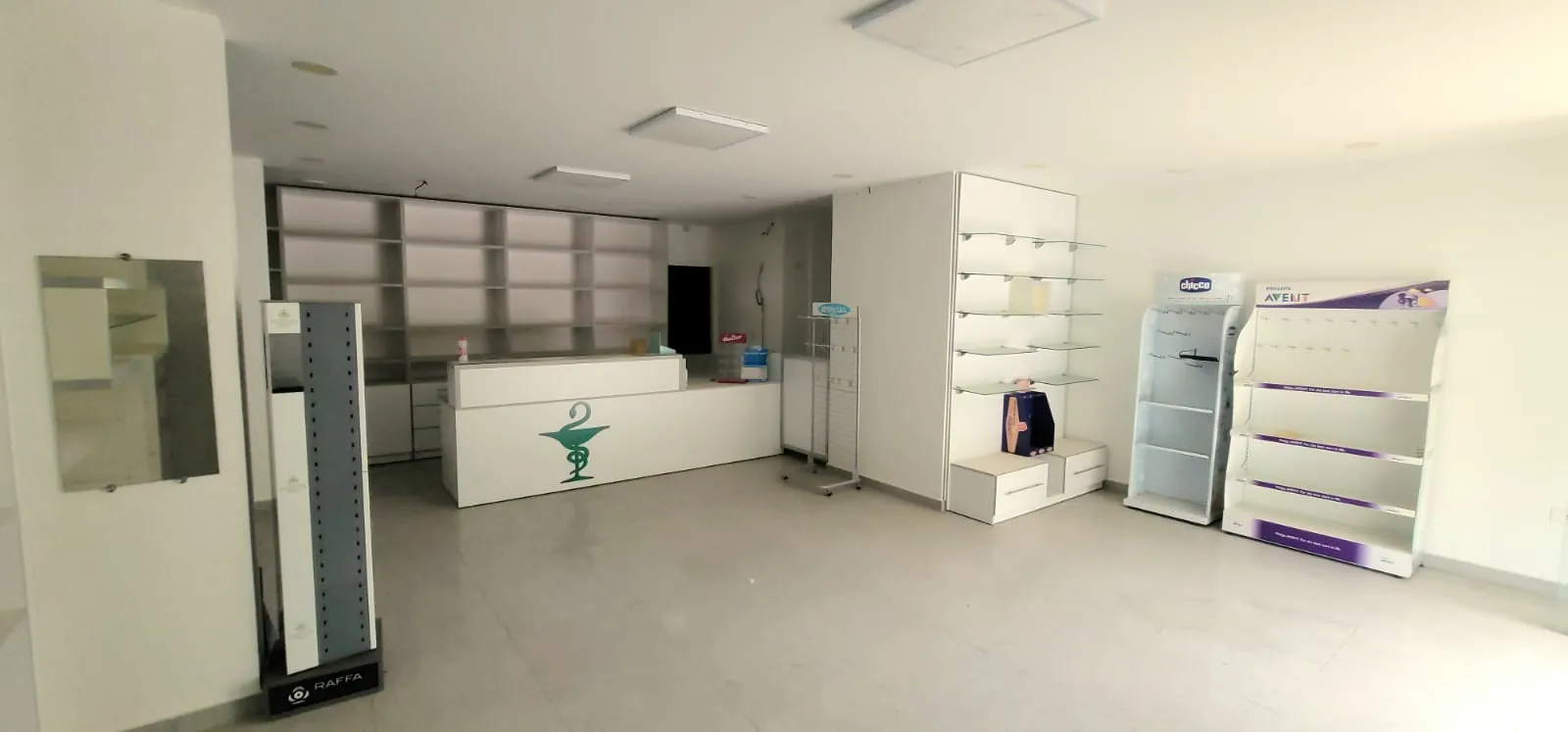 Exclusive! Pharmacy For Sale in New Shayle — الصورة 2