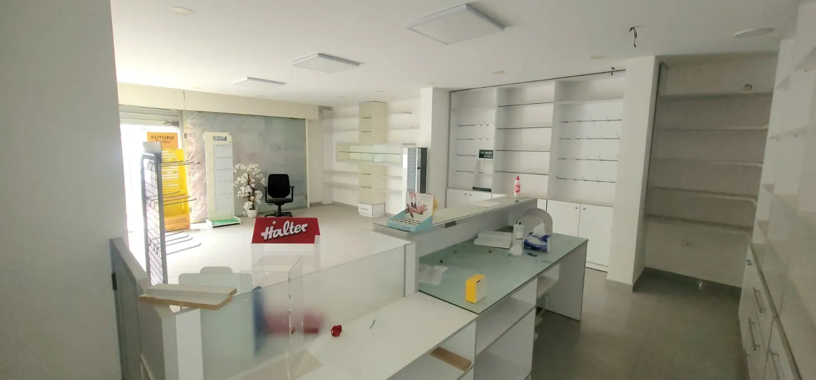 Exclusive! Pharmacy For Sale in New Shayle — الصورة 3
