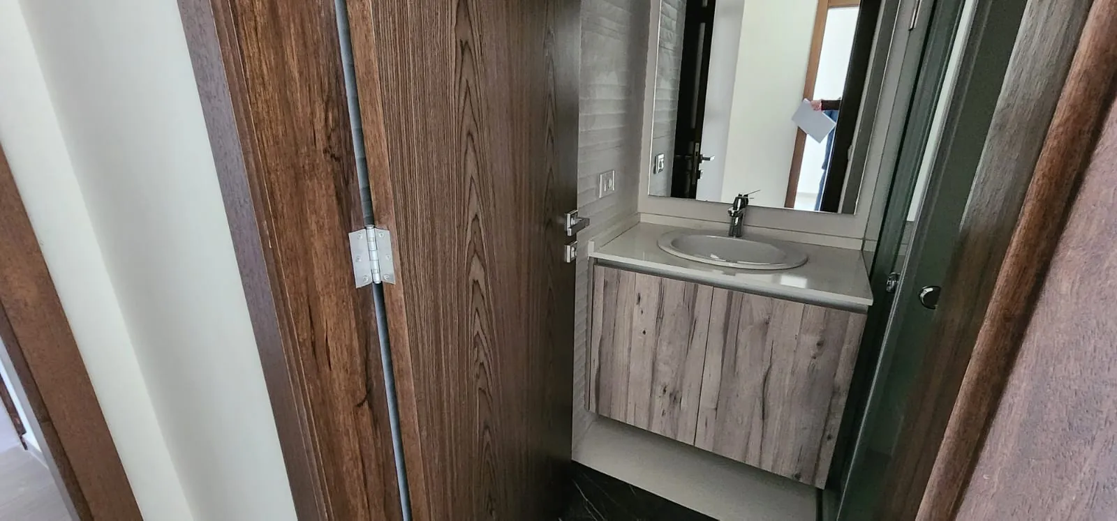 Brand New Apartment For Sale in Jal El Dib — الصورة 7