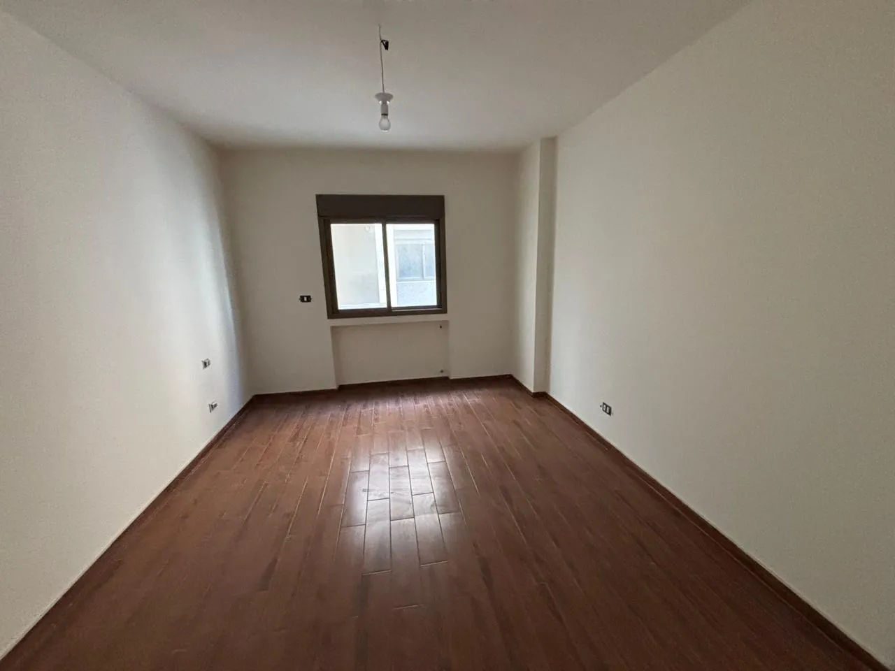 Brand New Apartment For Sale in Mazraat Yachouh — الصورة 6