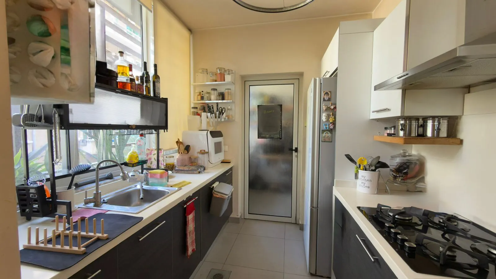 Beautiful 2-Bedroom Apartment For Sale in Achrafieh, Lycée — الصورة 6