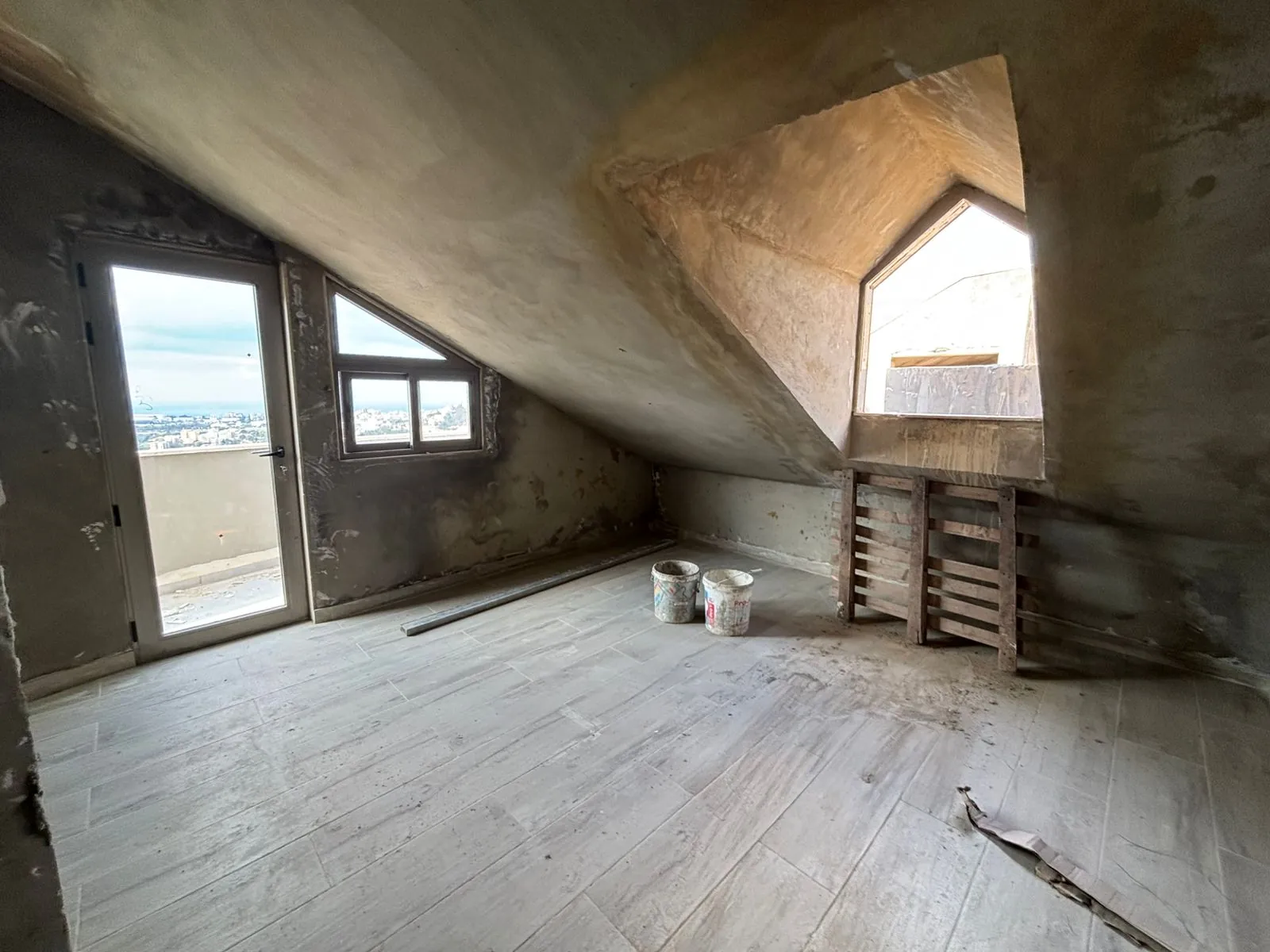 Brand New Duplex For Sale in Zekrit — الصورة 10