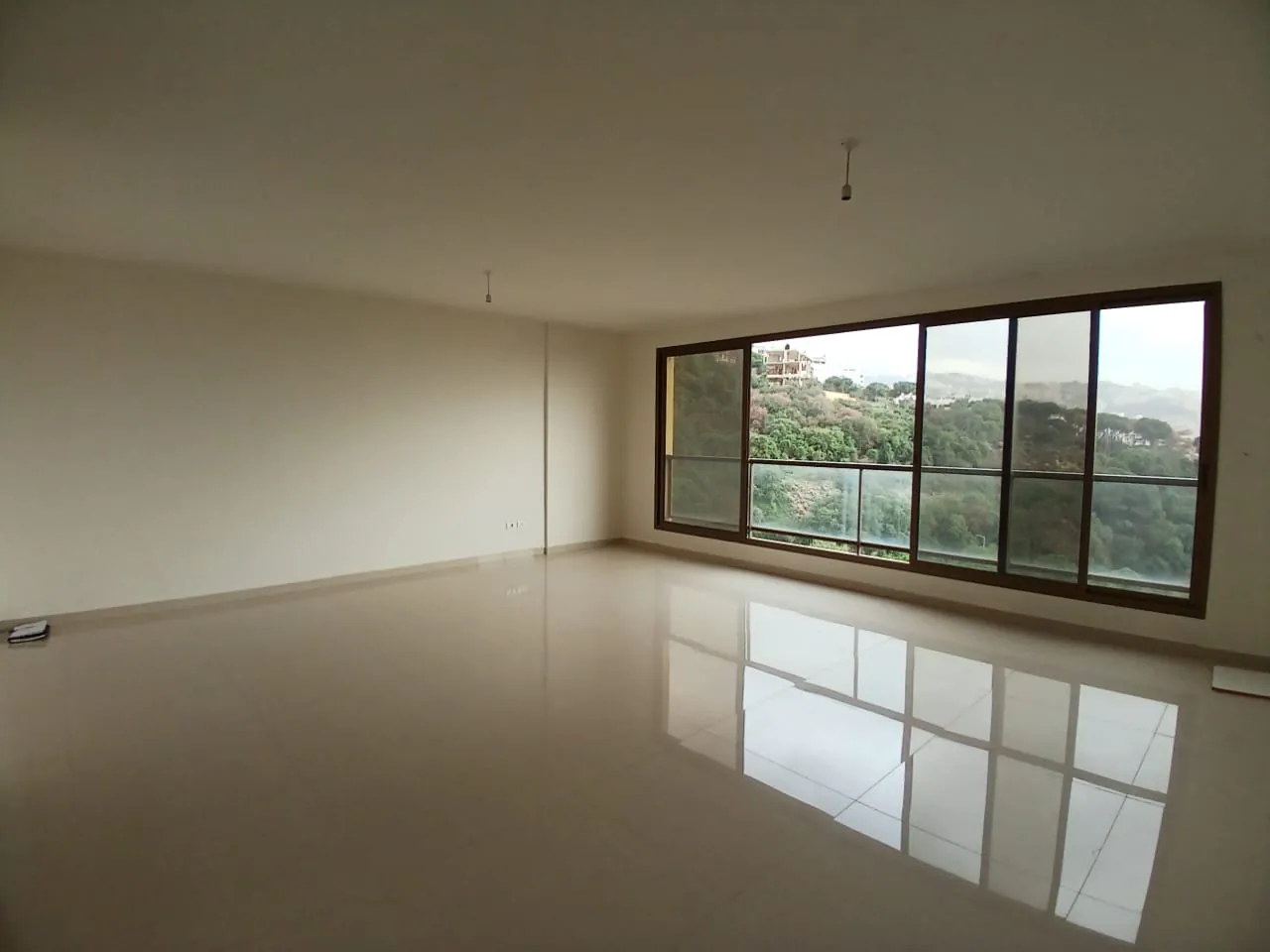 Brand New Duplex With Open View For Sale in A Calm Area in Naccache — الصورة 2
