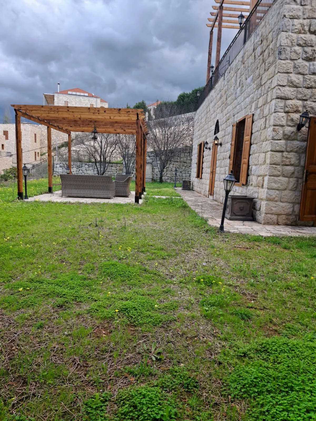 Traditional Lebanese House For Sale in Smar Jbeil, Batroun — الصورة 3