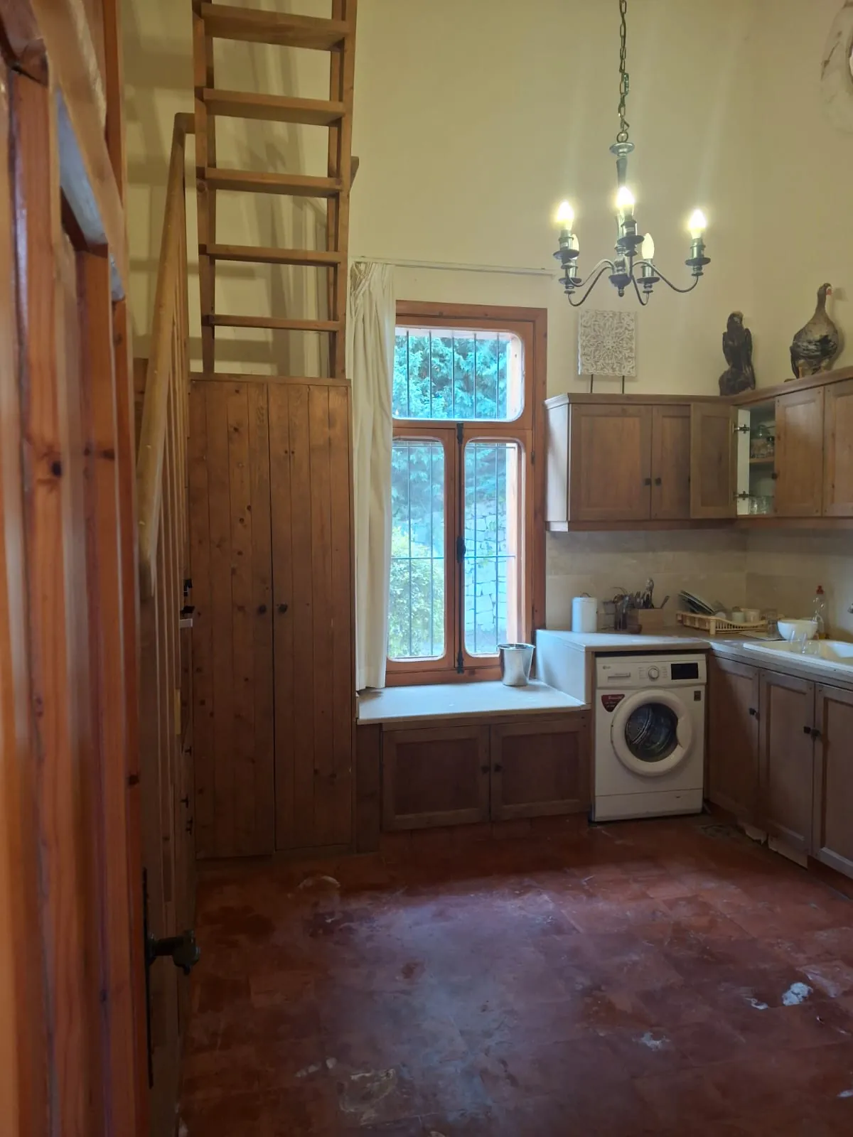 Traditional Lebanese House For Sale in Smar Jbeil, Batroun — الصورة 4