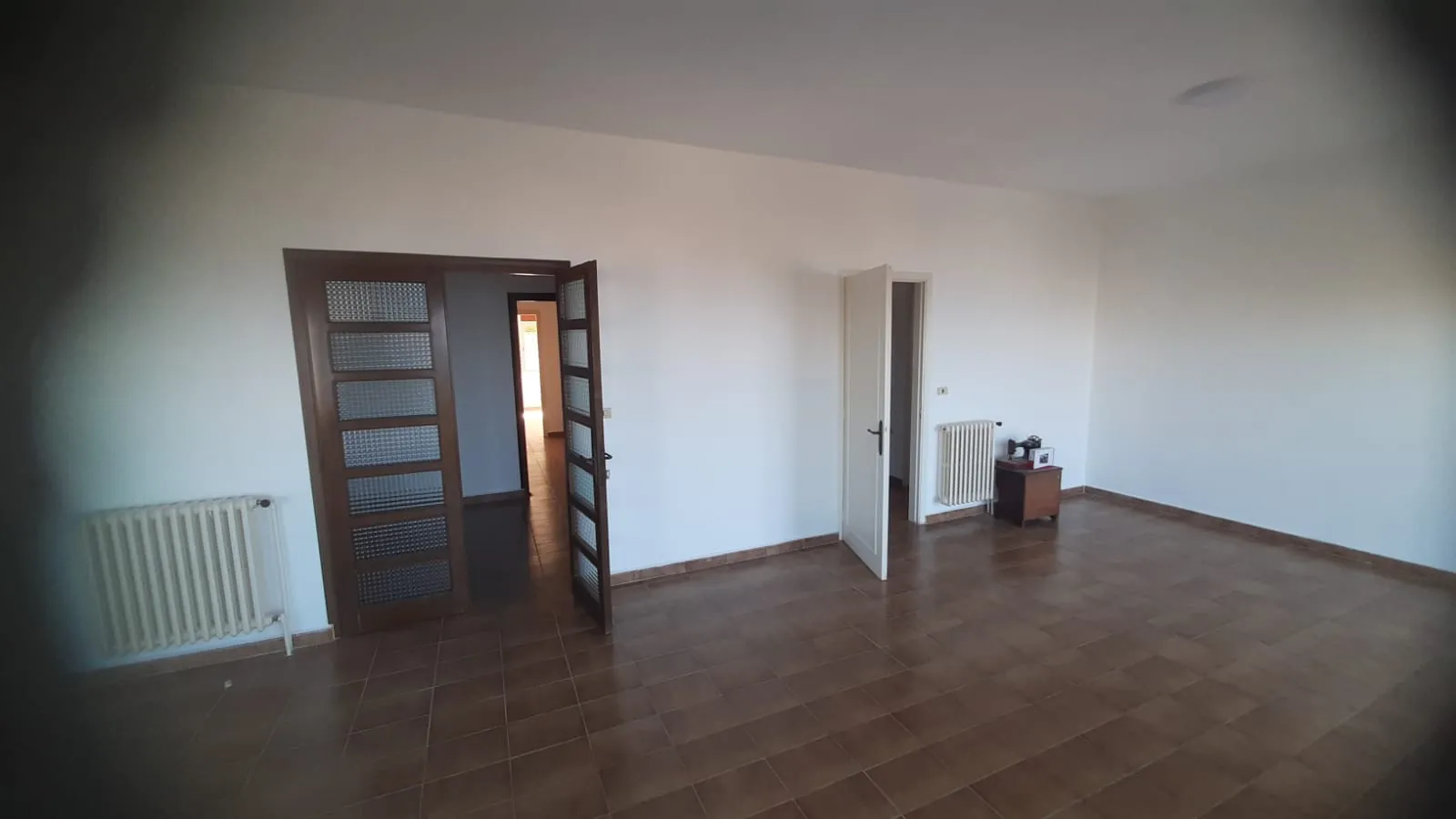3-Bedroom Apartment With Sea View For Rent in Kfarhbeib — الصورة 2