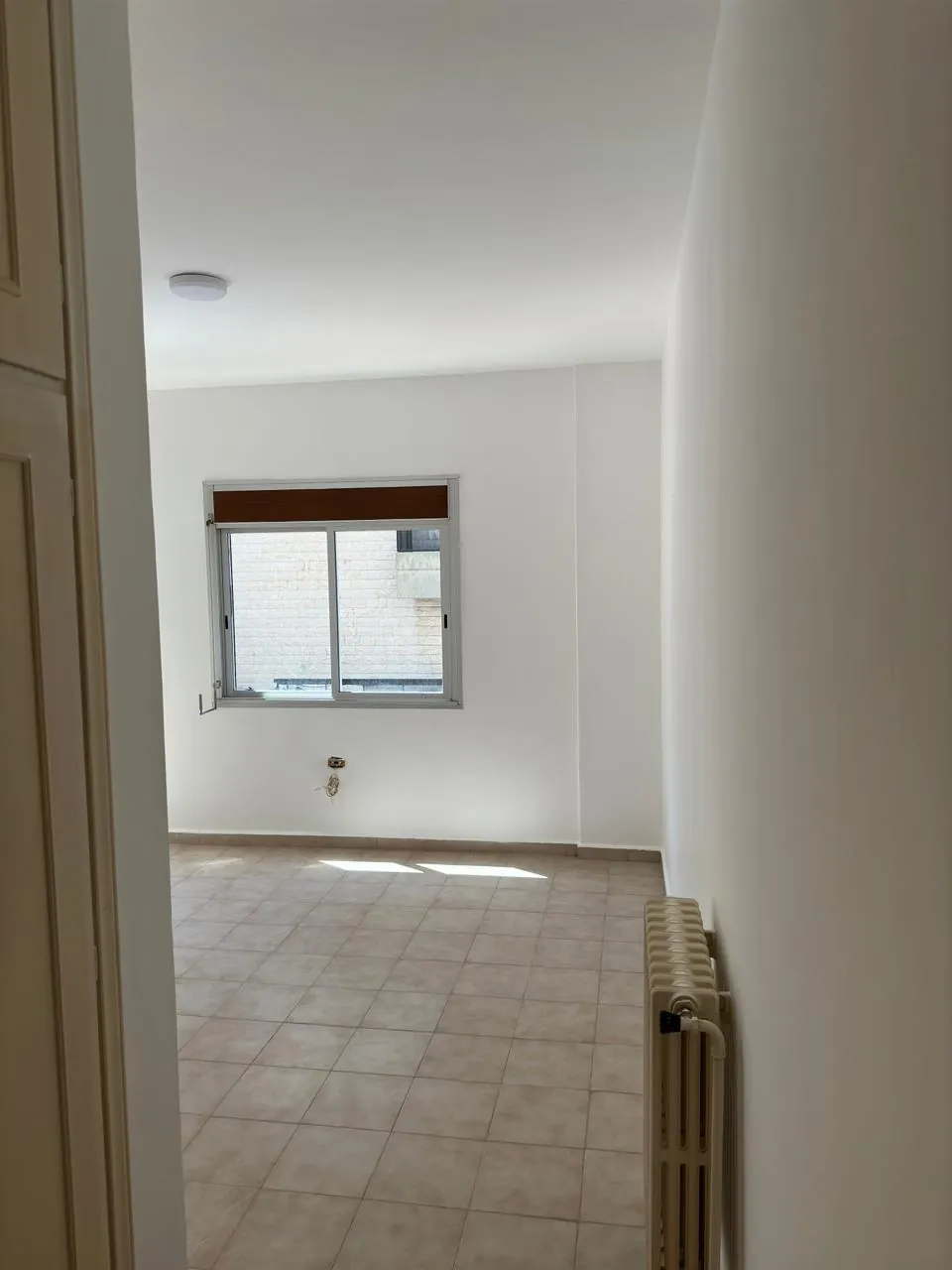 3-Bedroom Apartment With Sea View For Rent in Kfarhbeib — الصورة 6