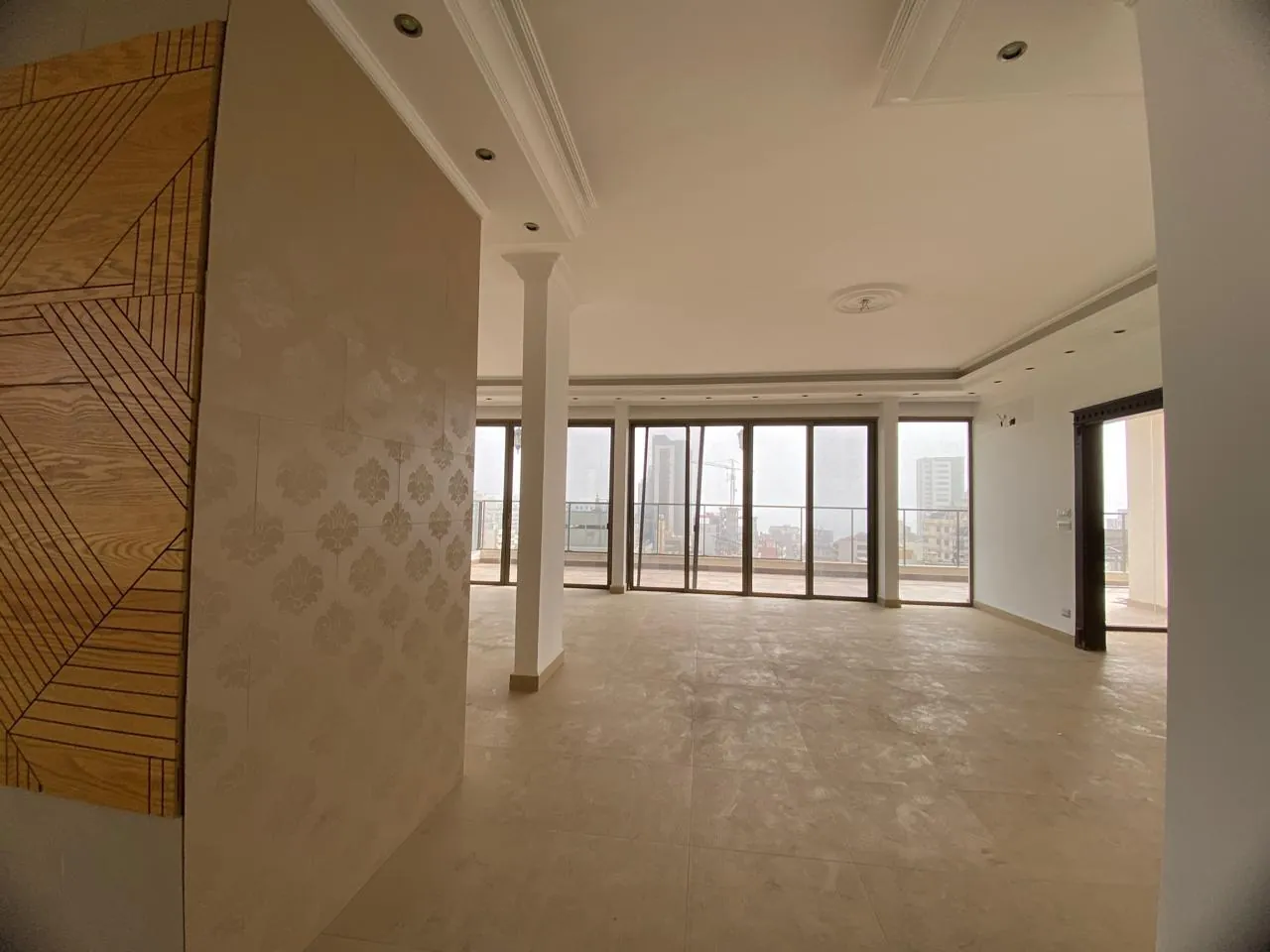 Spacious Apartment with Amazing Open City View For Rent in Koraytem, Ras Beirut — الصورة 5
