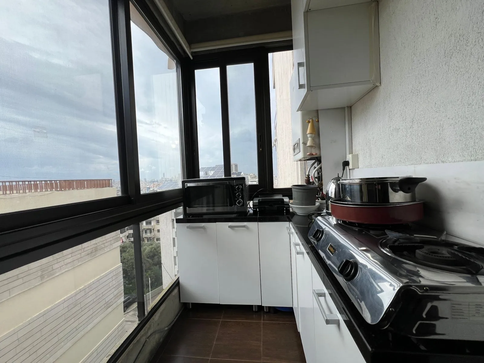 Beautiful Apartment with City View For Sale in Hazmieh, Mar Takla — الصورة 7