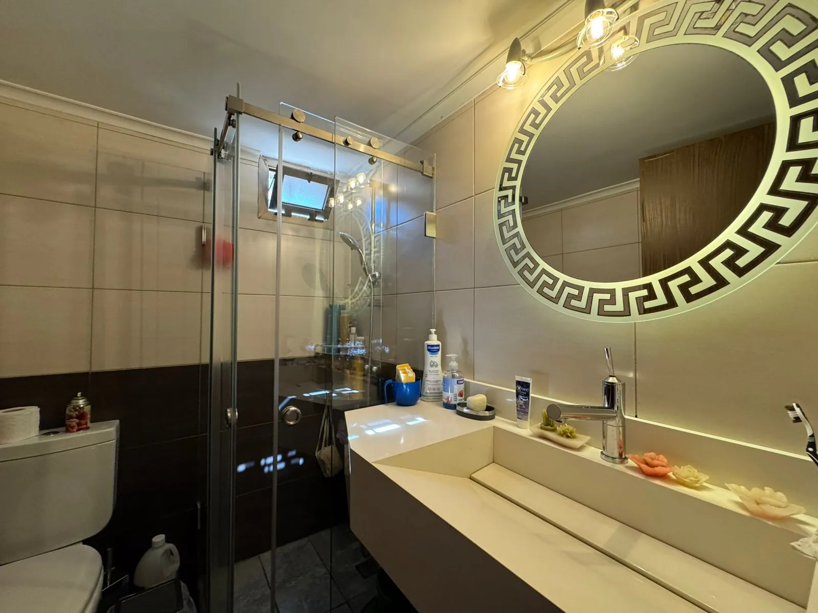 Fully Furnished Decorated Duplex With Open Mountain View For Sale in Mansourieh — الصورة 5
