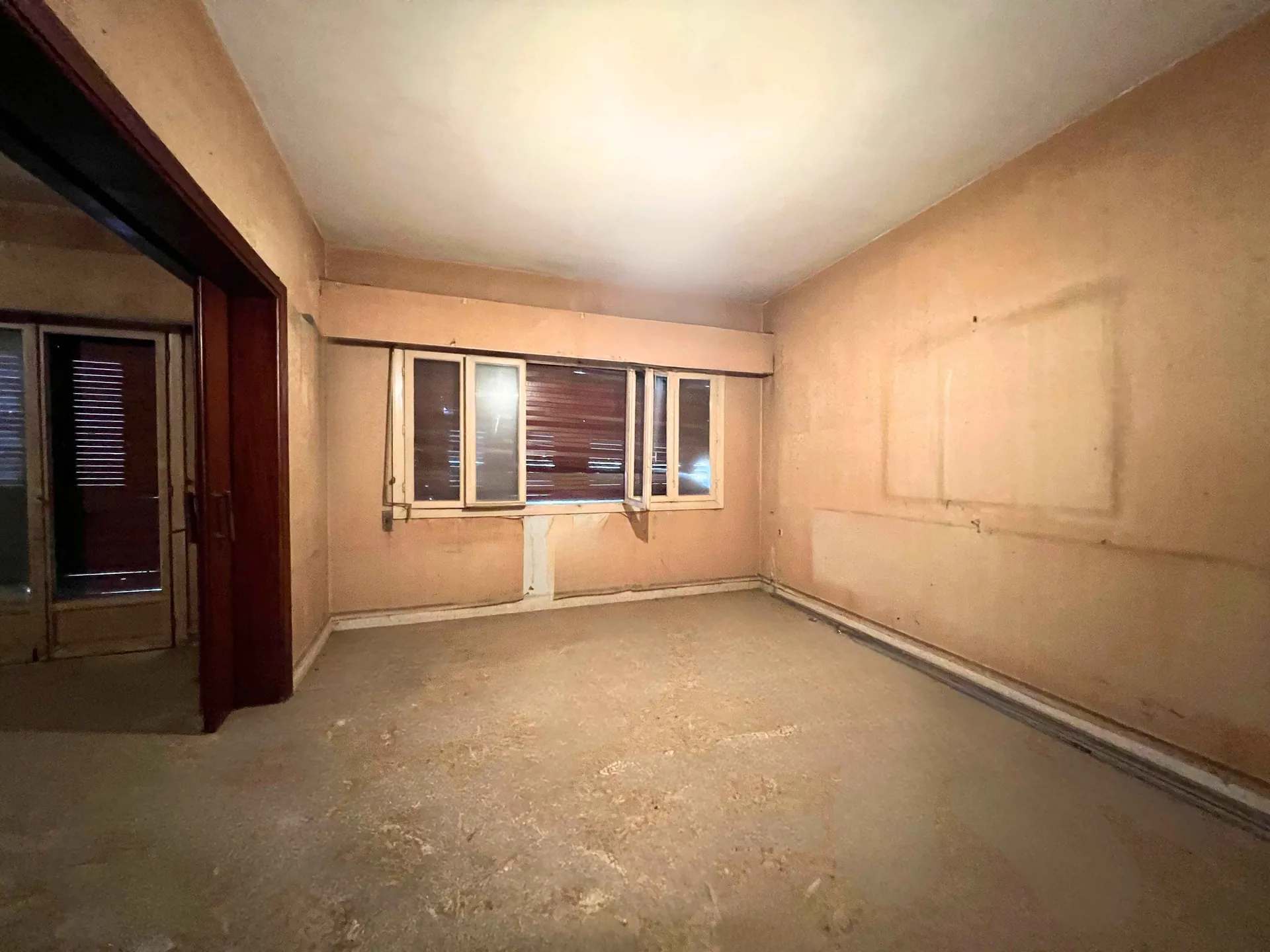 3-Bedroom Apartment For Sale in Achrafieh, Hotel Alexandre — الصورة 2