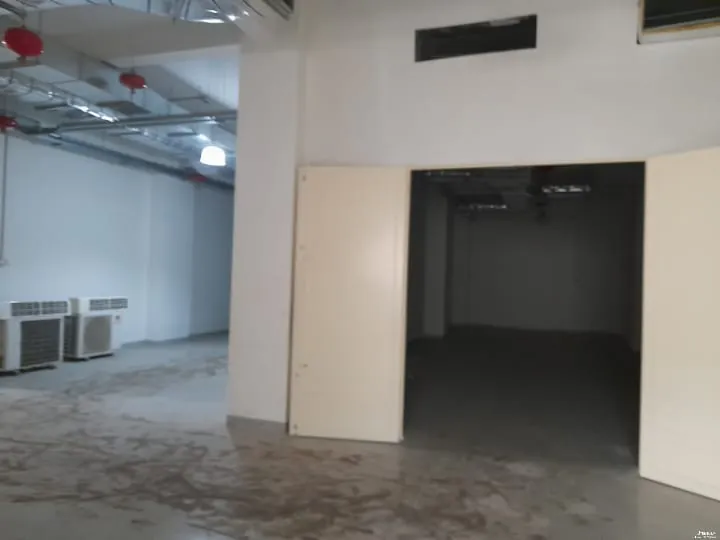 An Industrial Building Grade1 For Sale in Mkalles — الصورة 7