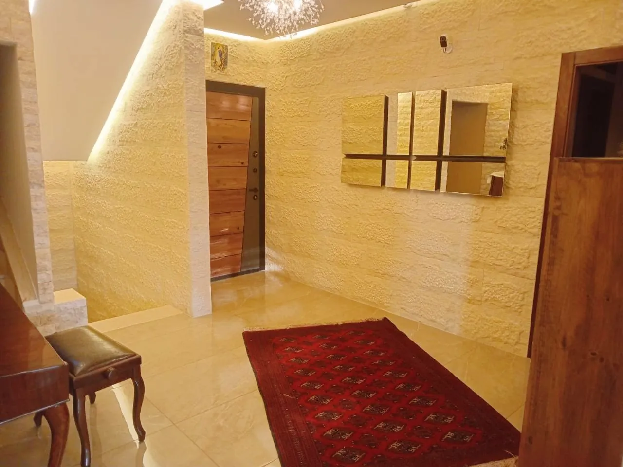 Villa with Terrace and Mountain & Sea Views For Sale in Adonis, Kesrouane — الصورة 5