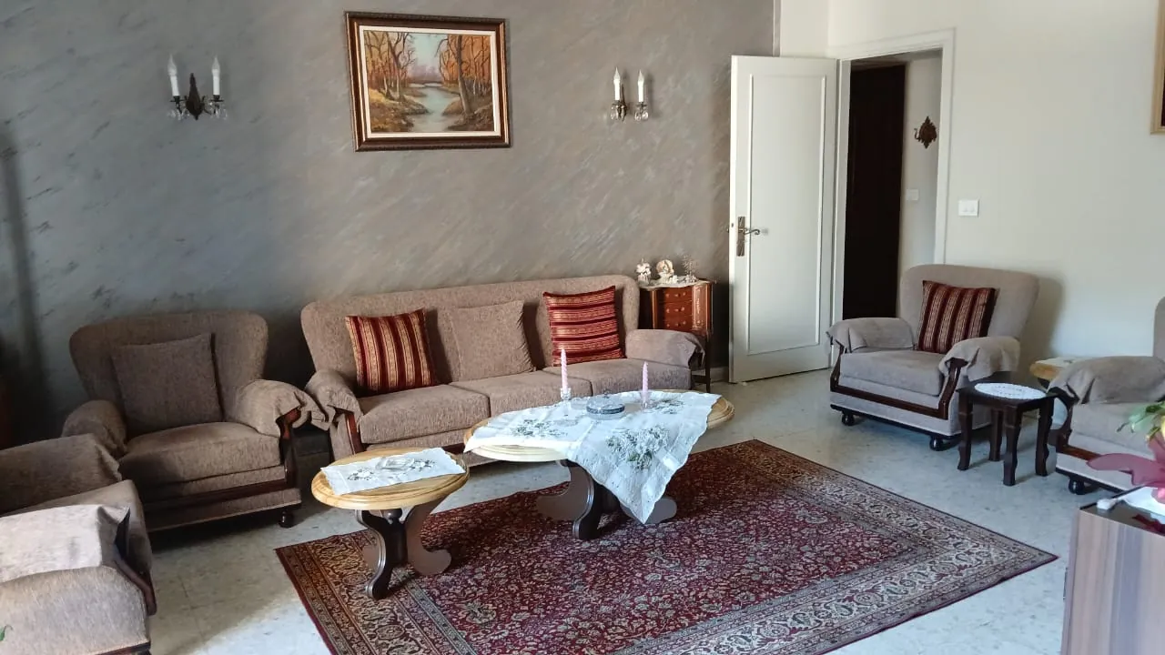 2-Bedroom Apartment For Sale in Dora — الصورة 3
