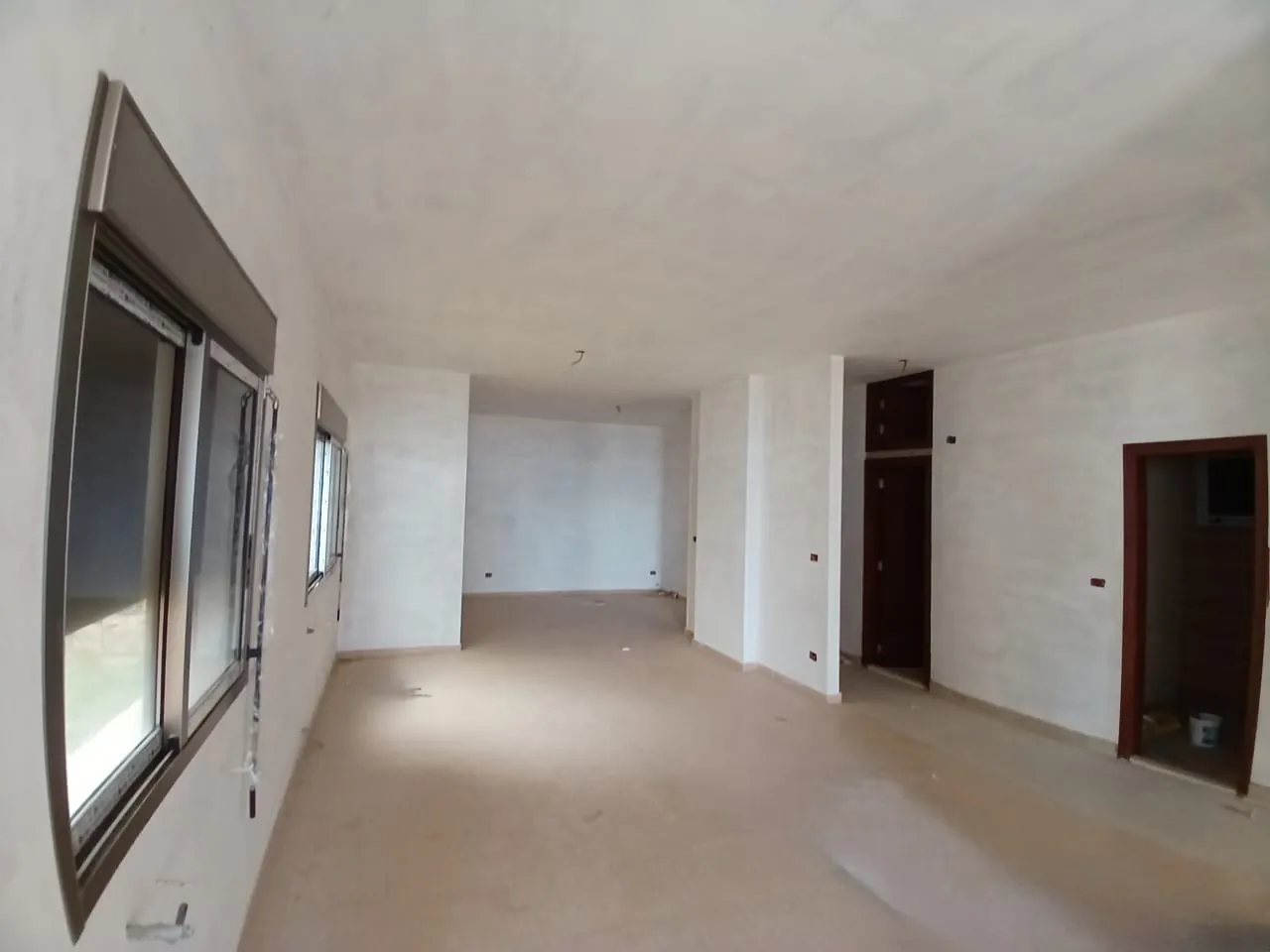 3-Bedroom Apartment with Terrace in Calm Area For Sale in Beit Chabeb — الصورة 4