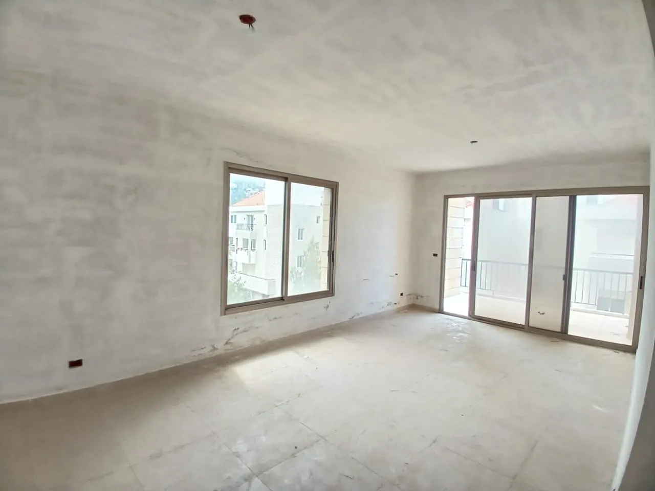 3-Bedroom Apartment in Calm Area For Sale in Beit Chabeb — الصورة 4