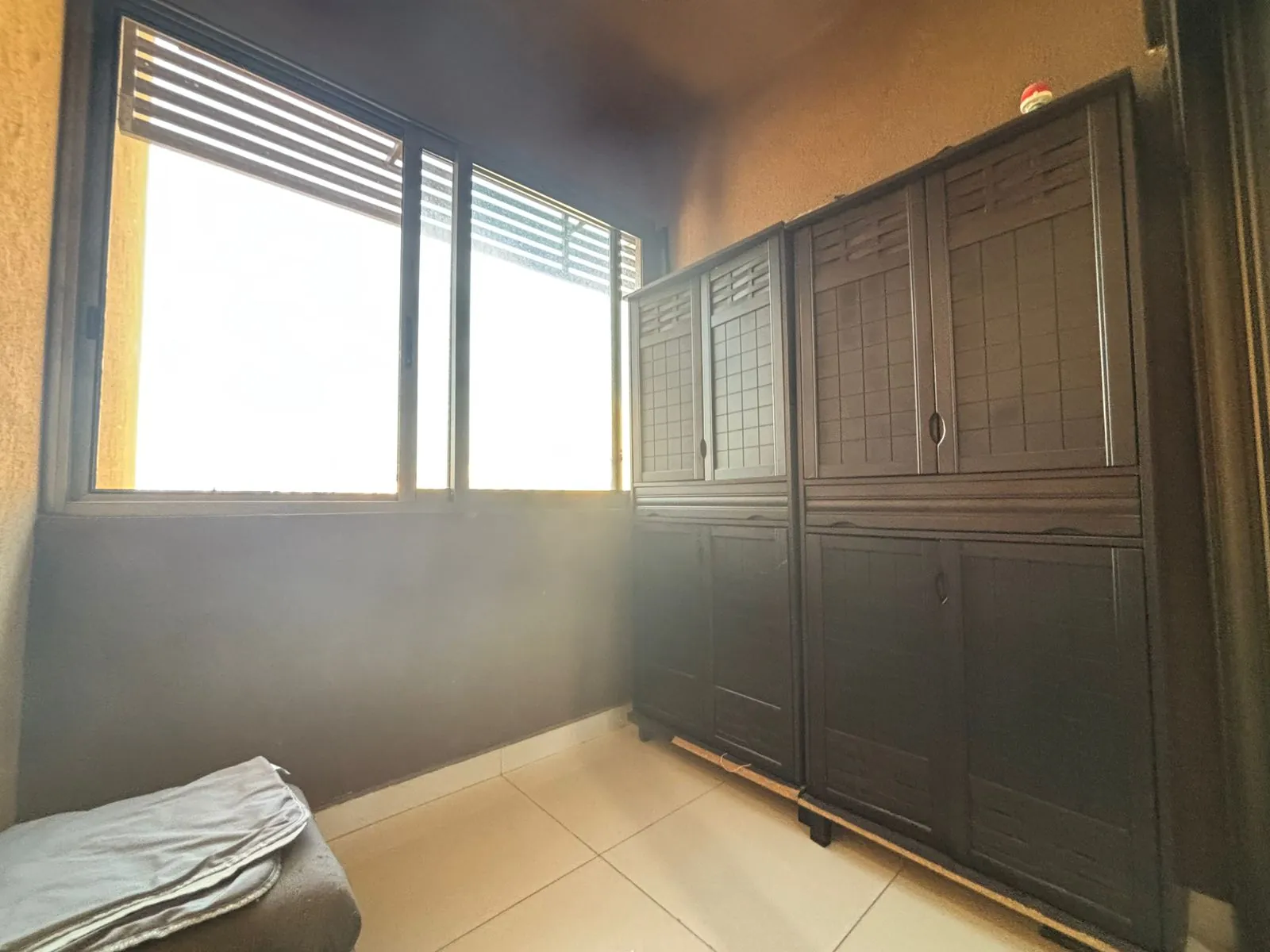 An Unfurnished Apartment For Sale in Jdeideh — الصورة 9