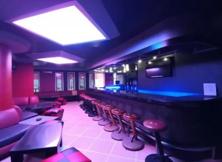 Great Investment! 9-Floors Luxury Hotel For Sale in Haret Sakher — الصورة 2