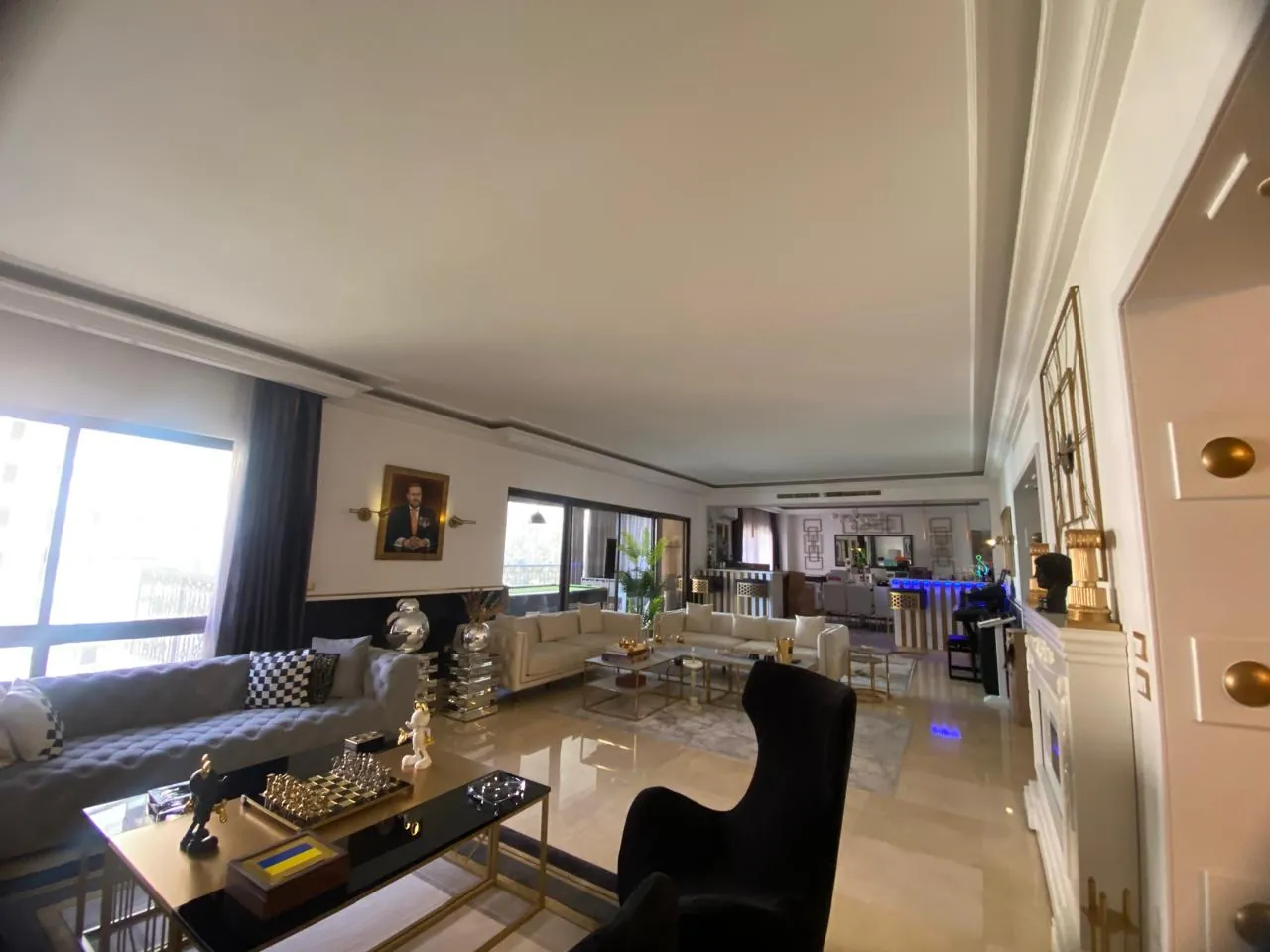 Luxury Living! Unfurnished 3-Bedroom Apartment For Rent in Uneso — الصورة 5