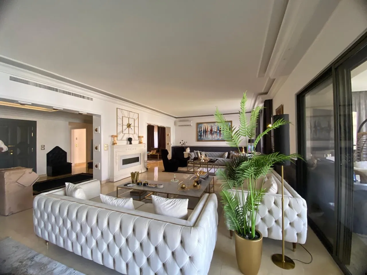 Luxury Living! Unfurnished 3-Bedroom Apartment For Rent in Uneso — الصورة 7