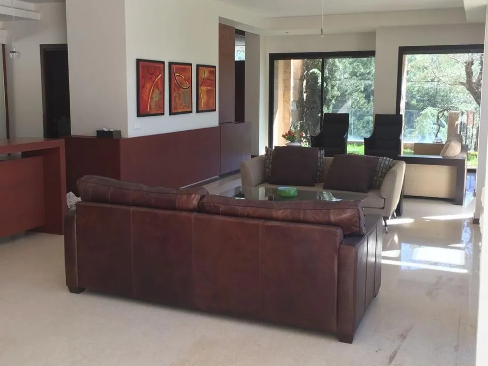 Furnished Villa With Garden & Mountain View For Rent in Shalimar, Baabdat — الصورة 6