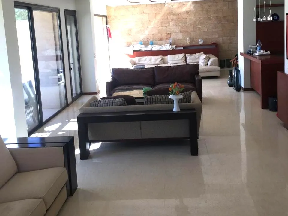 Furnished Villa With Garden & Mountain View For Rent in Shalimar, Baabdat — الصورة 7