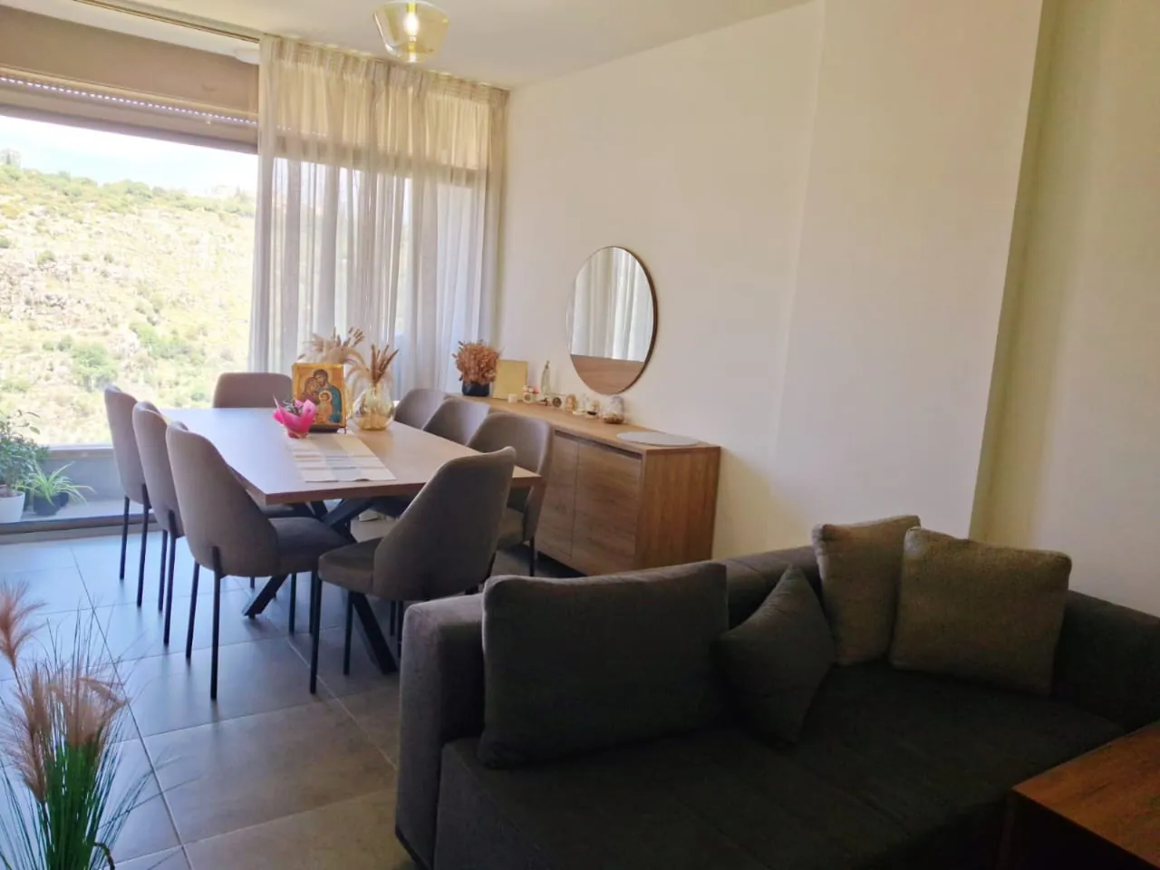 2-Bedroom Furnished Apartment For Sale In A Gated Community in Hboub, Jbeil — الصورة 3