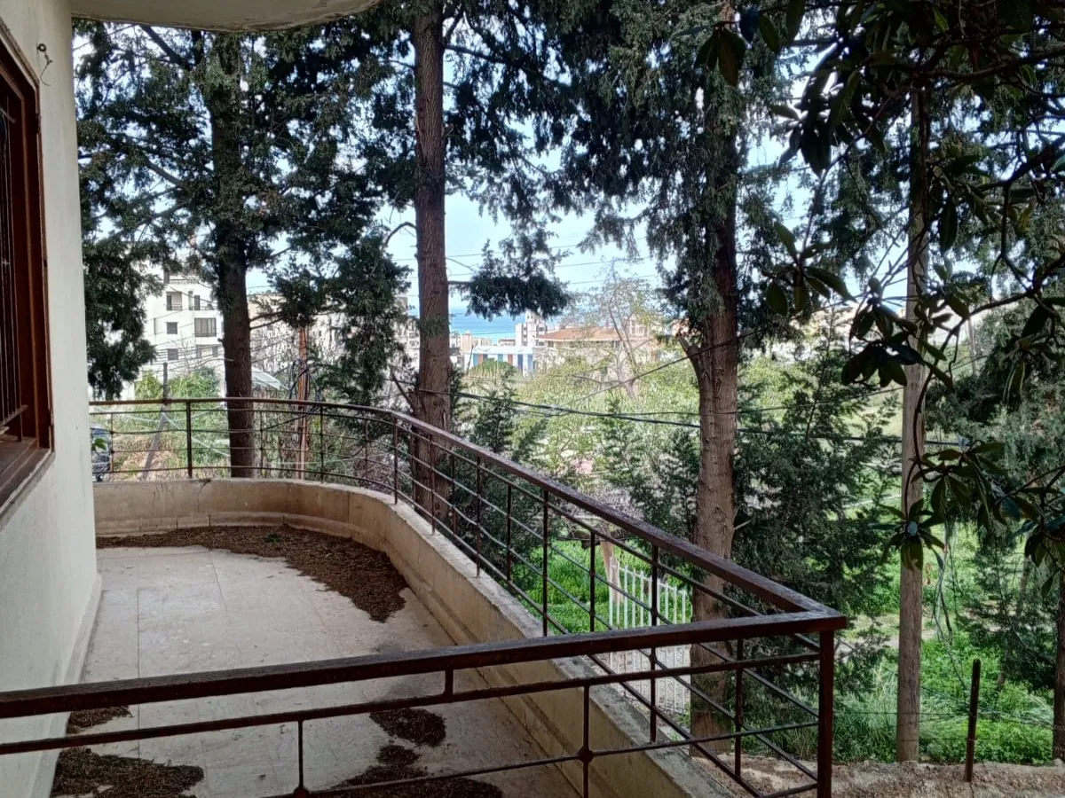 Individual House with Land For Sale in Jbeil — photo 2
