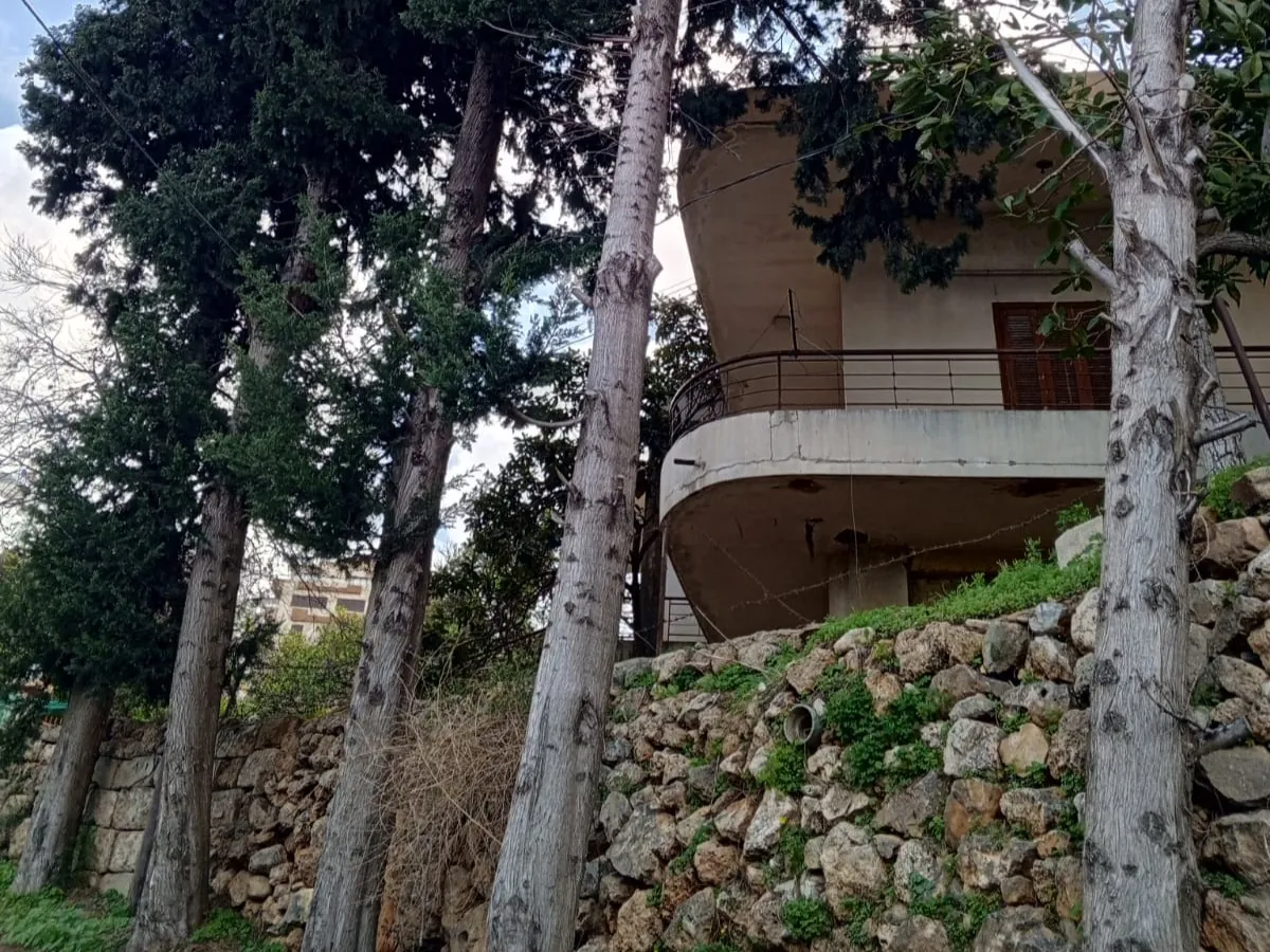 Individual House with Land For Sale in Jbeil — photo 3