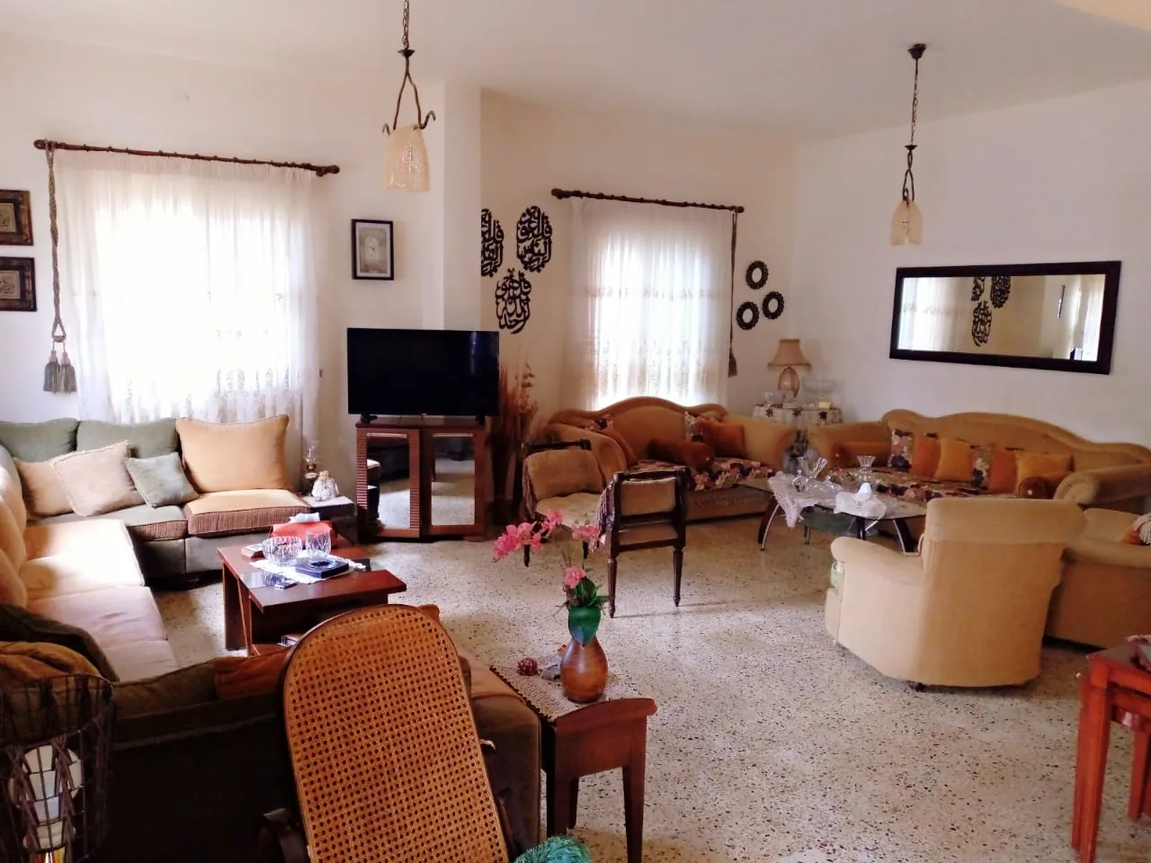 An Unfurnished Apartment For Sale in Batroumine, Koura — الصورة 2