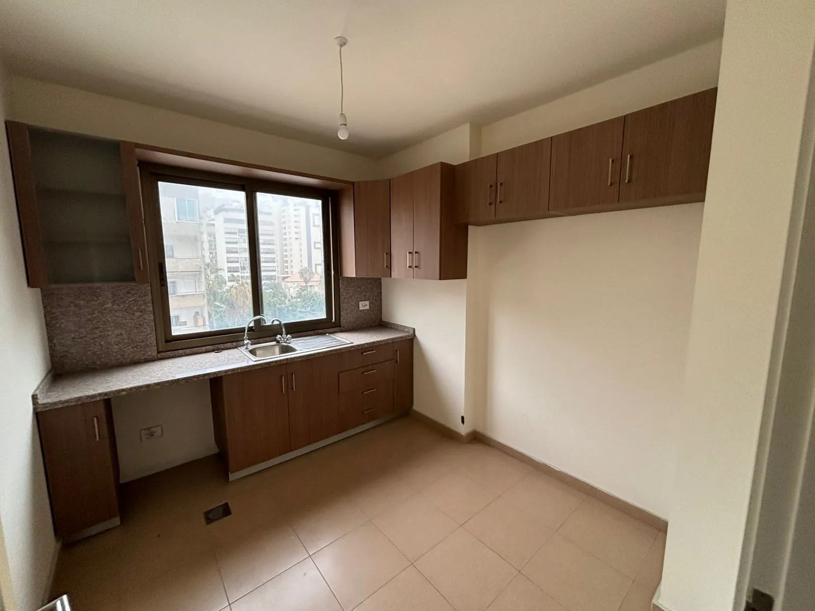 Brand New Apartment For Sale in Jal El Dib — الصورة 3