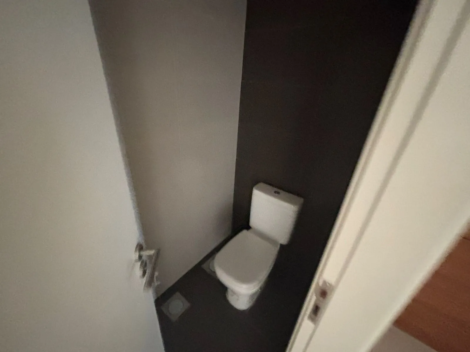 Beautiful Apartment For Sale in Jal El Dib — الصورة 10