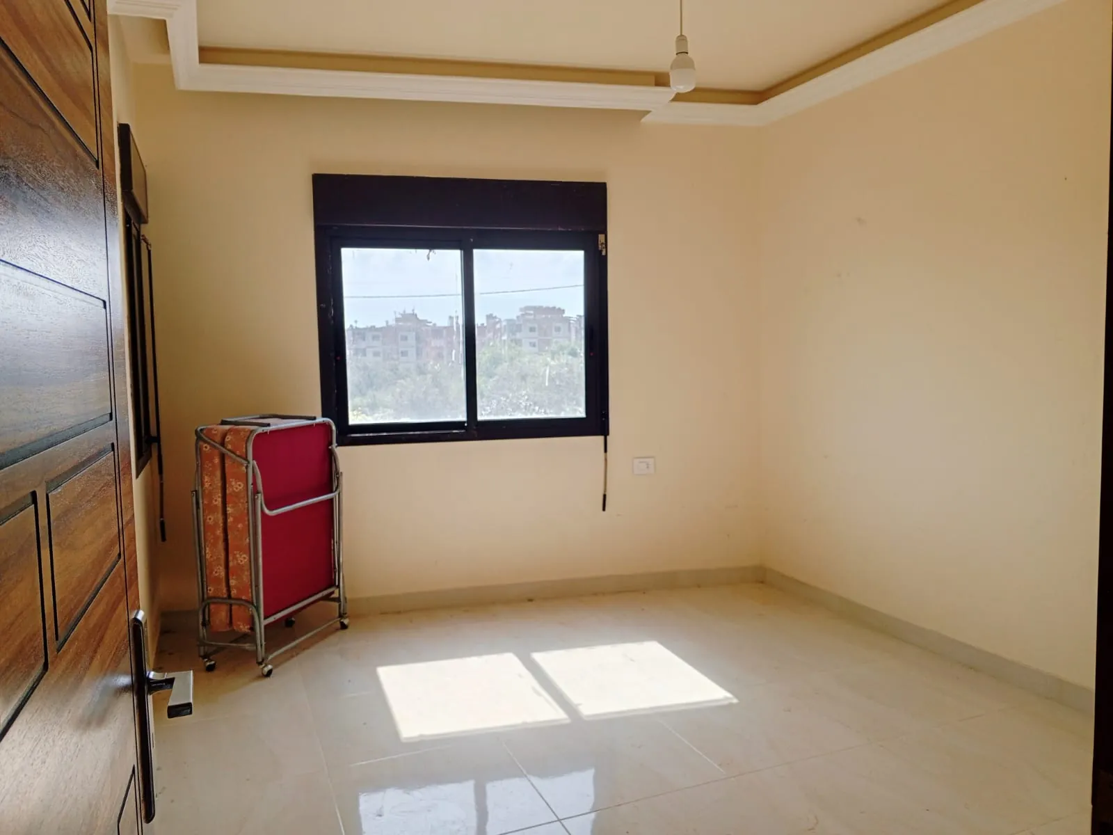 3-Bedroom Apartment With Mountain View in Al Nakhle, Koura — الصورة 6
