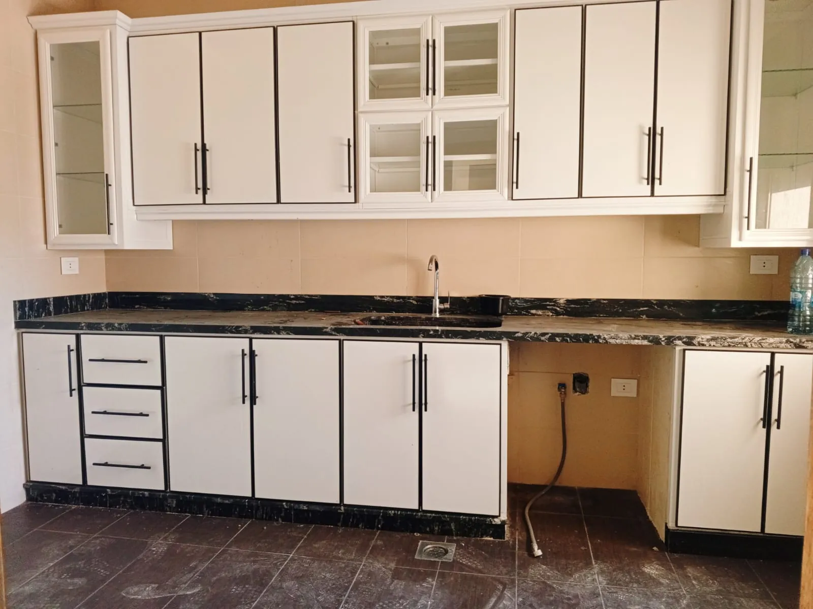 3-Bedroom Apartment With Mountain View in Al Nakhle, Koura — الصورة 7