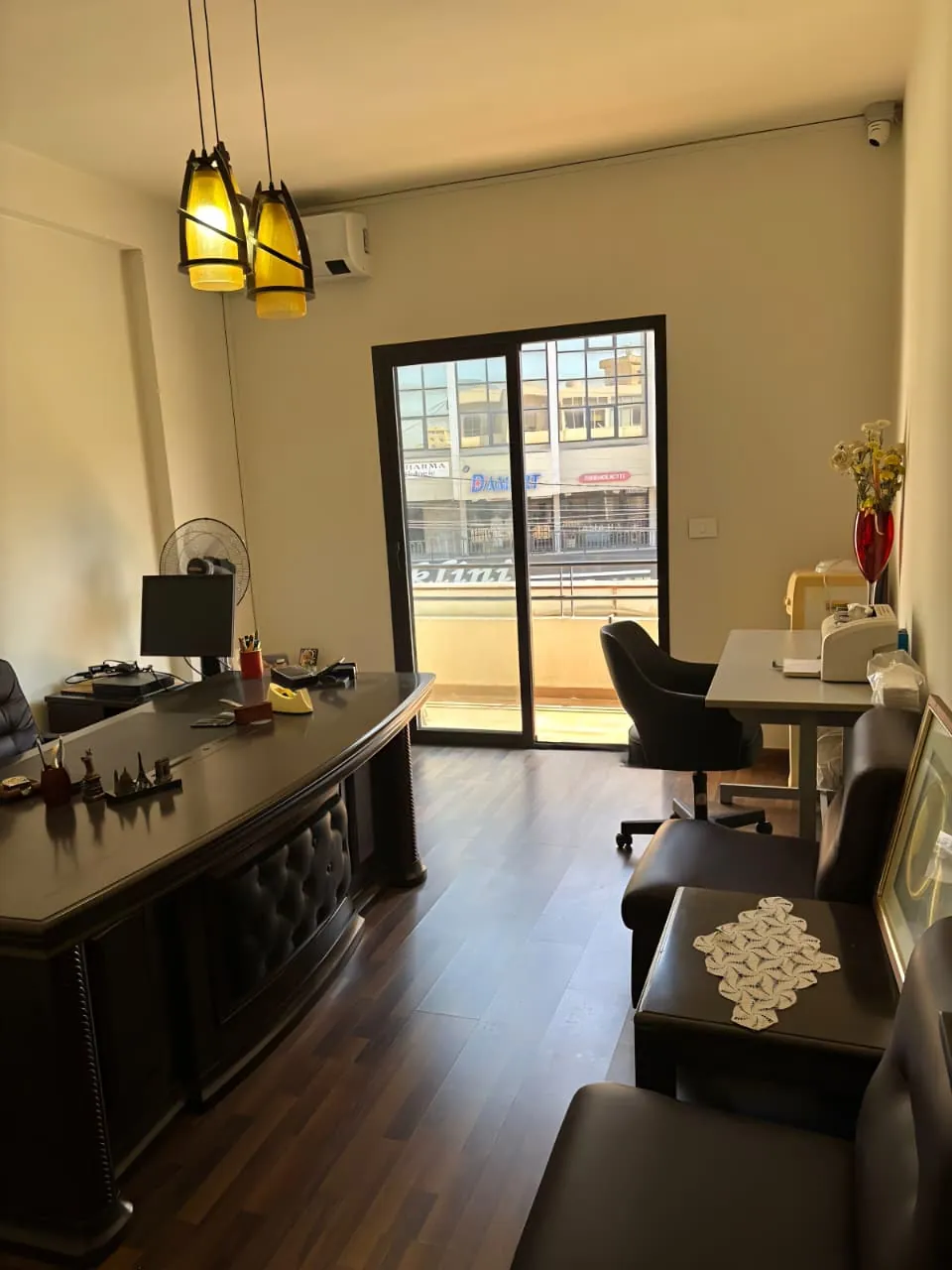 Fully Furnished Office For Rent in Mtayleb — الصورة 8